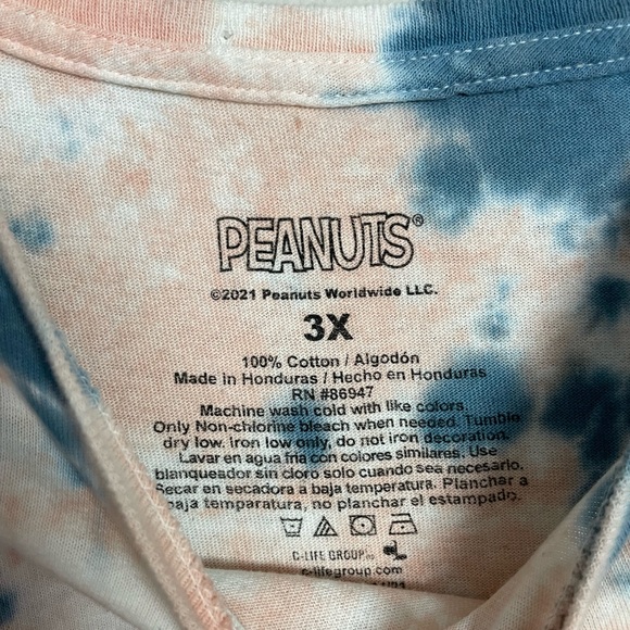 Snoopy Tie Dye Crop Top - Picture 6 of 6